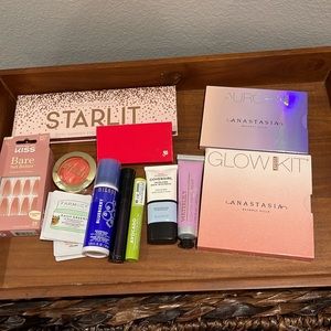 Makeup unused eyeshadow eye pallet